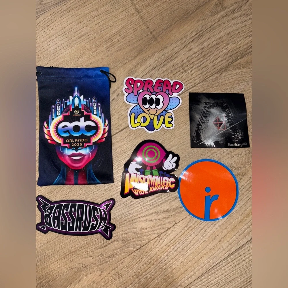 EDC 2025 merch bundle - Picture 2 of 4